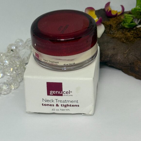 Chamonix Genucel Neck Treatment Tones & Tightens - .65 oz - New in Box* - Picture 1 of 7